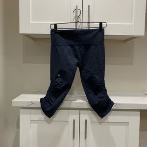 Lululemon Athletica Cropped Leggings